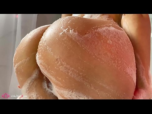 ❤️ Brunette onanerar fittan med vibrator till intensiv orgasm i duschen ❤ Sexvideo at us ❌