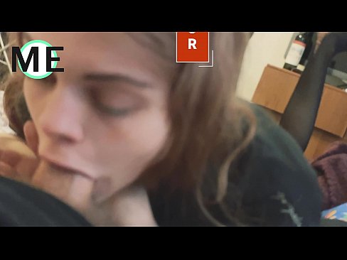 ❤️ Hals kuk, trasiga strumpbyxor och trasiga klackar trevligt att träffas ❤ Sexvideo at us ❌