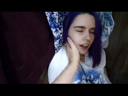 ❤️ Hittade min syster i garderoben och hjälpte henne att komma ❤ Sexvideo at us ❌